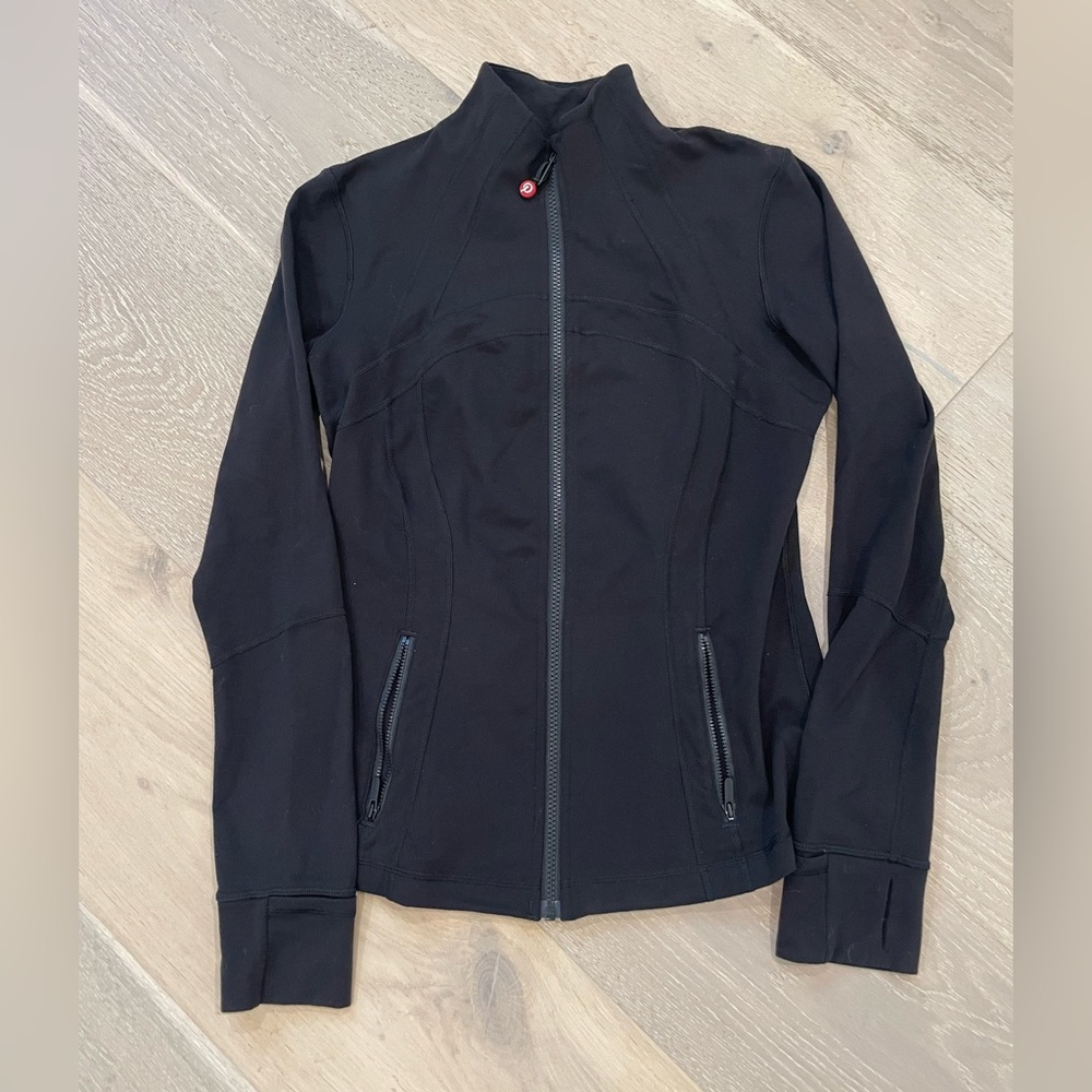 Like New! Lululemon Define Jacket Size 8 - Black, Pinterest Logo